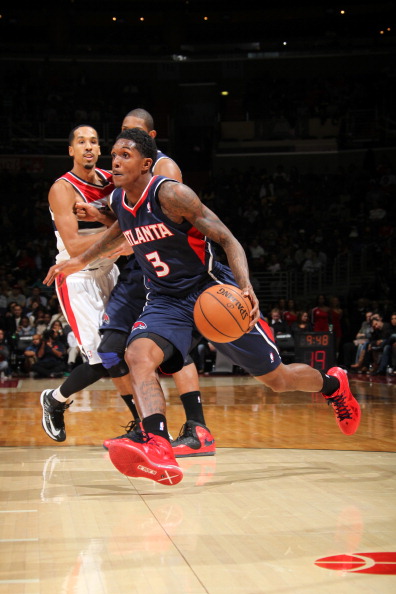 谁更出色 谁更出色