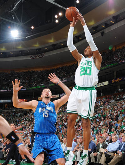 客群结构与 客群结构与